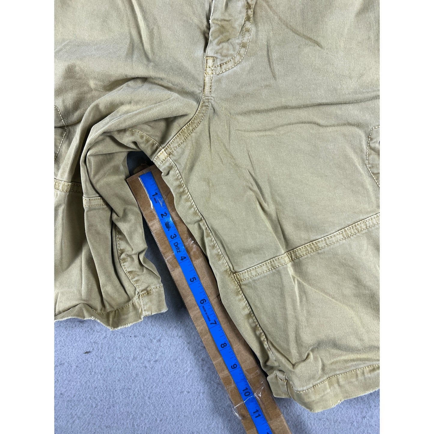 Y2K American Eagle Extreme Flex Cargo Shorts - 34