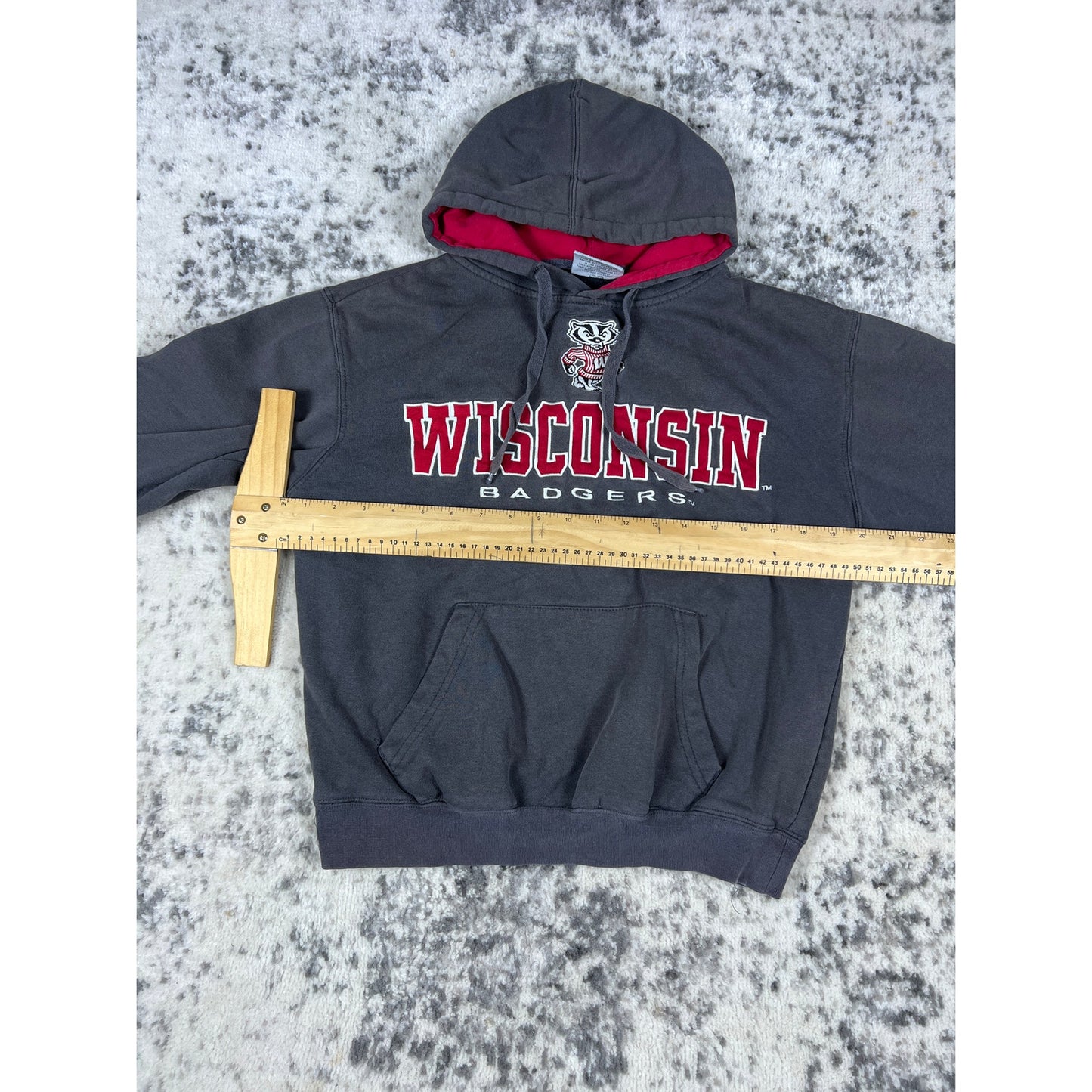 Grey Wisconsin Badgers Hoodie - S