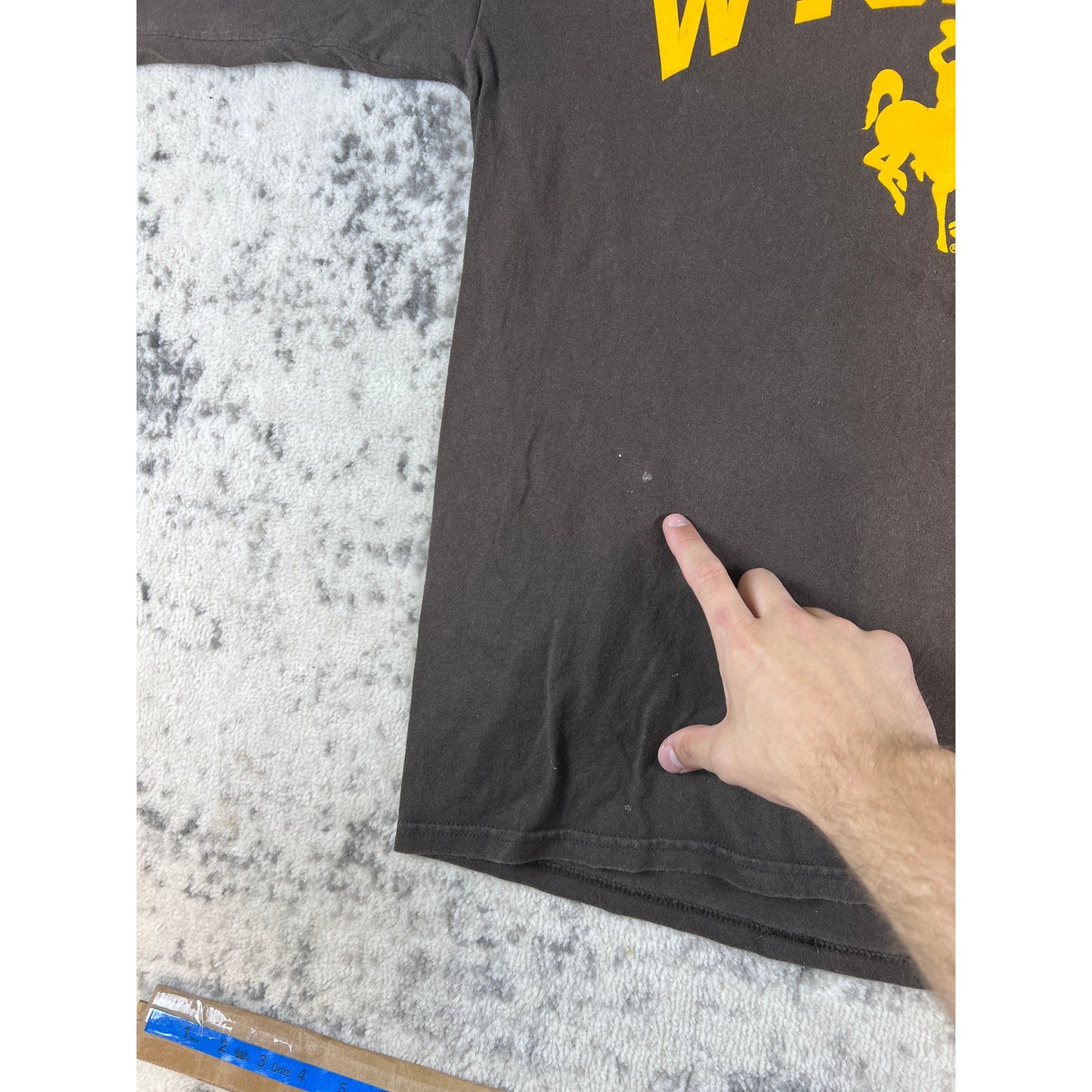 Vintage Wyoming Cowboys T-Shirt - L