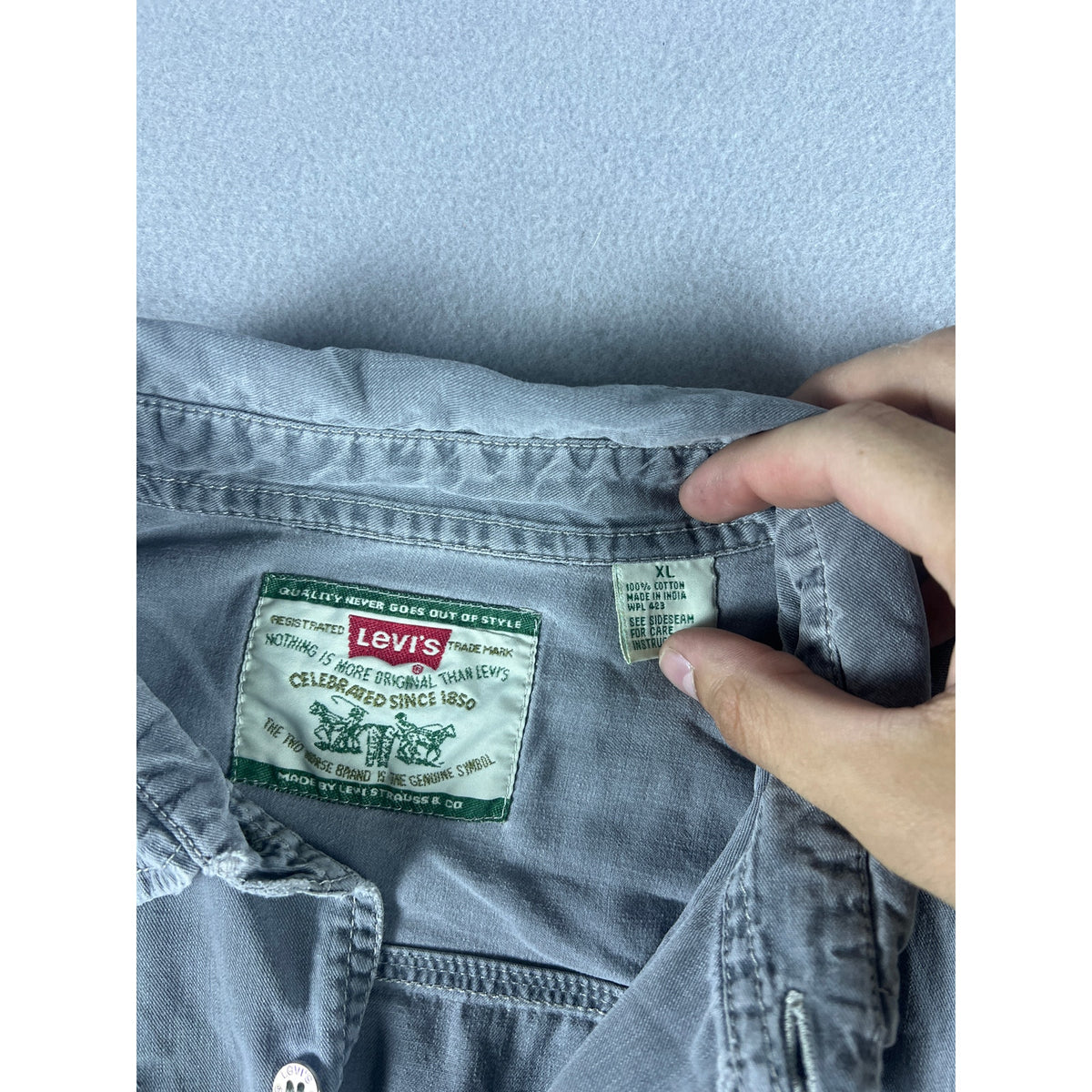 Vintage Levi's Distressed Shirt - XL