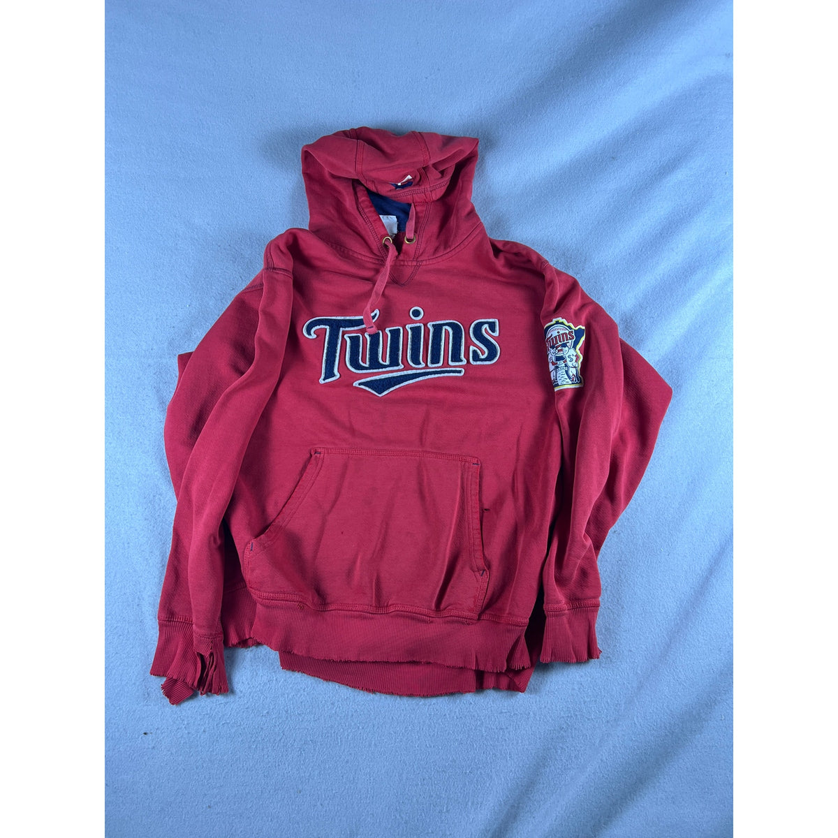 Vintage Minnesota Twins Distressed Hoodie - M