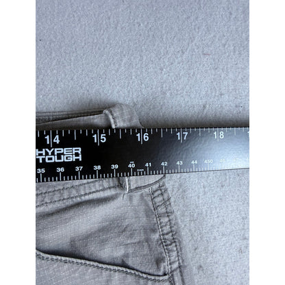 North Face Low Rise Ripstop Shorts - 6
