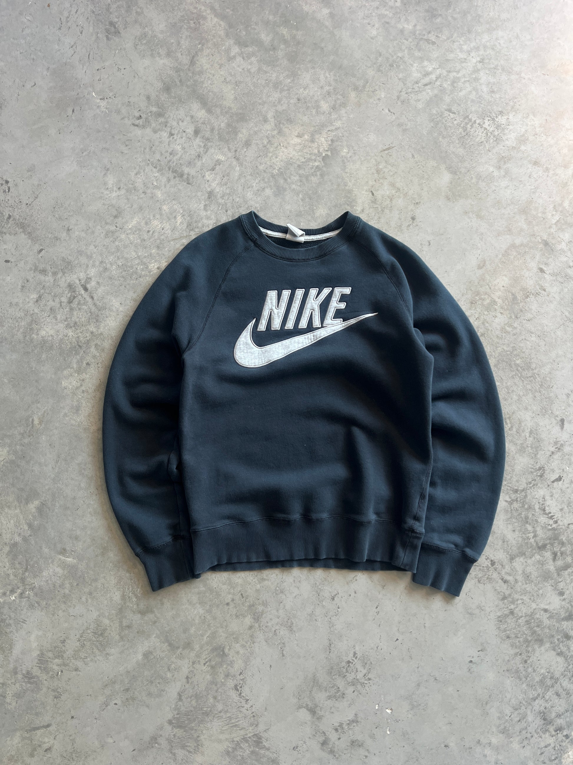 Vintage Black Nike Spellout Crew - S