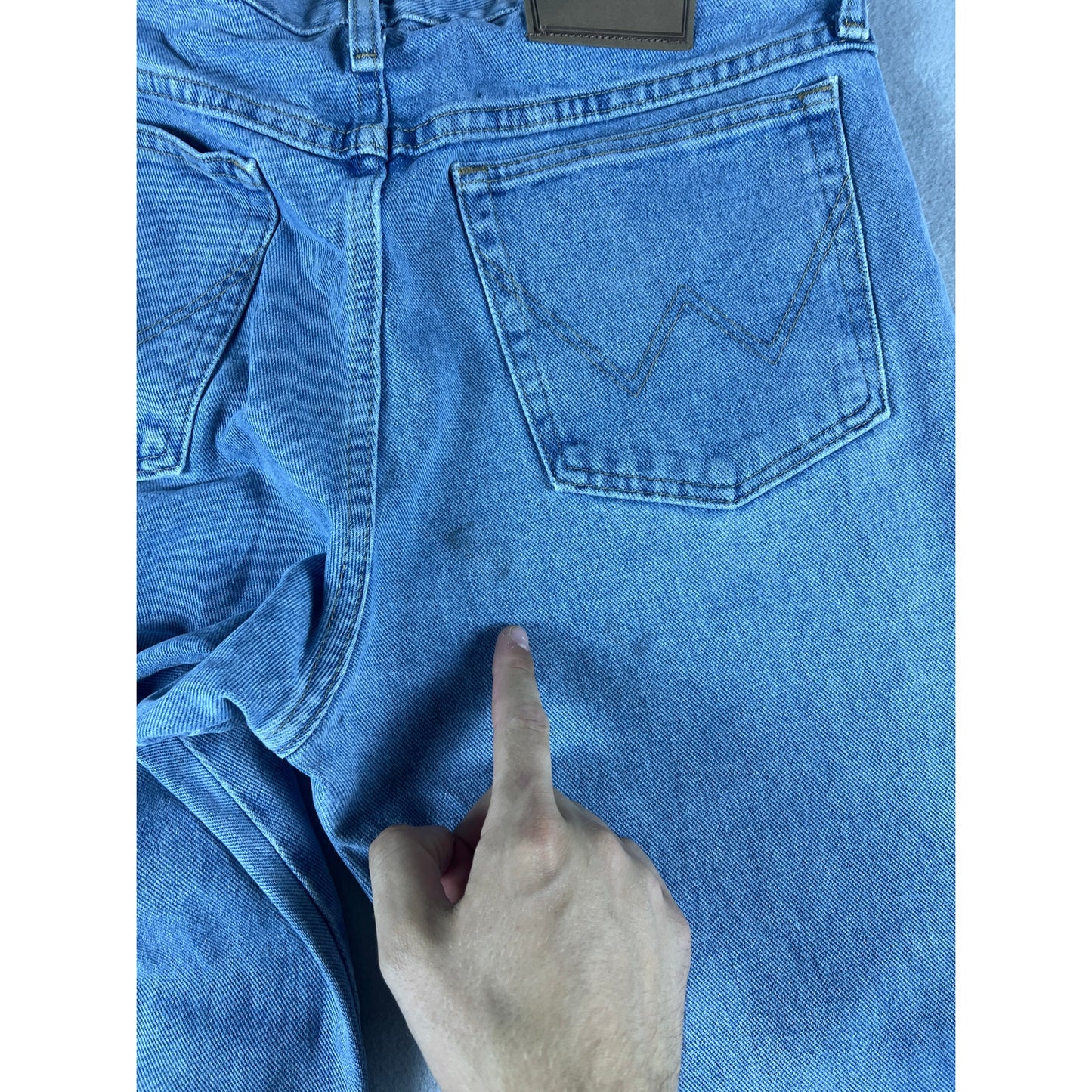 Vintage Wrangler Rugged Wear Jeans - 32x34