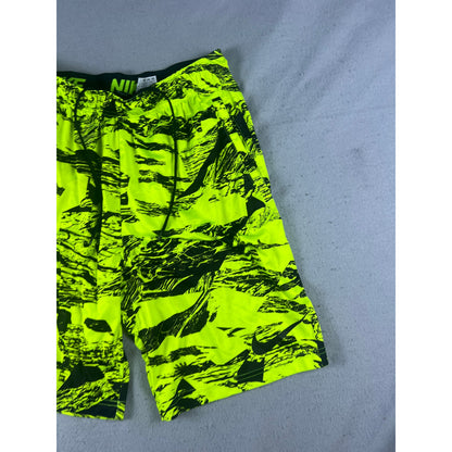 Nike Athletic Basketball Shorts - M