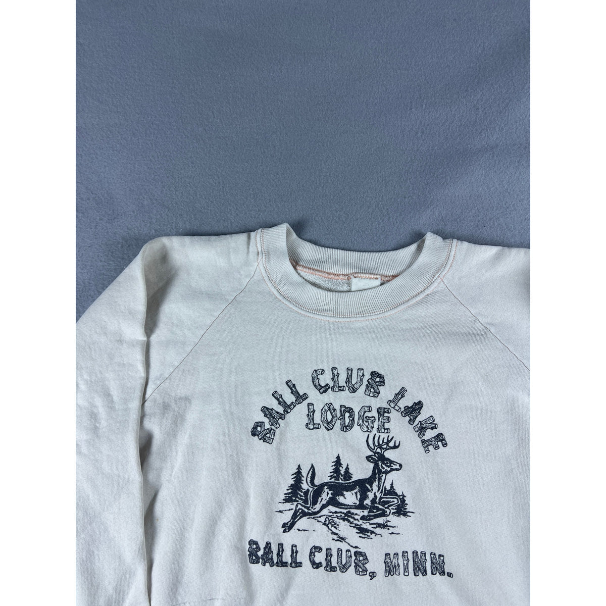 Vintage Ball Club Lake Lodge Minnesota Sweatshirt - M