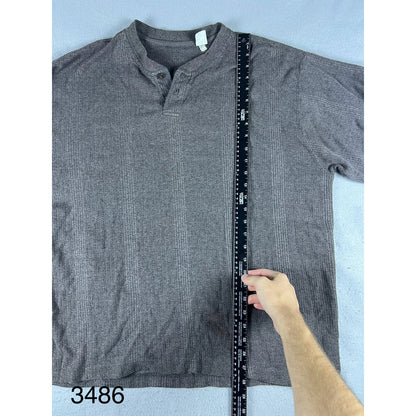 Men Classic Henley Shirt - XL