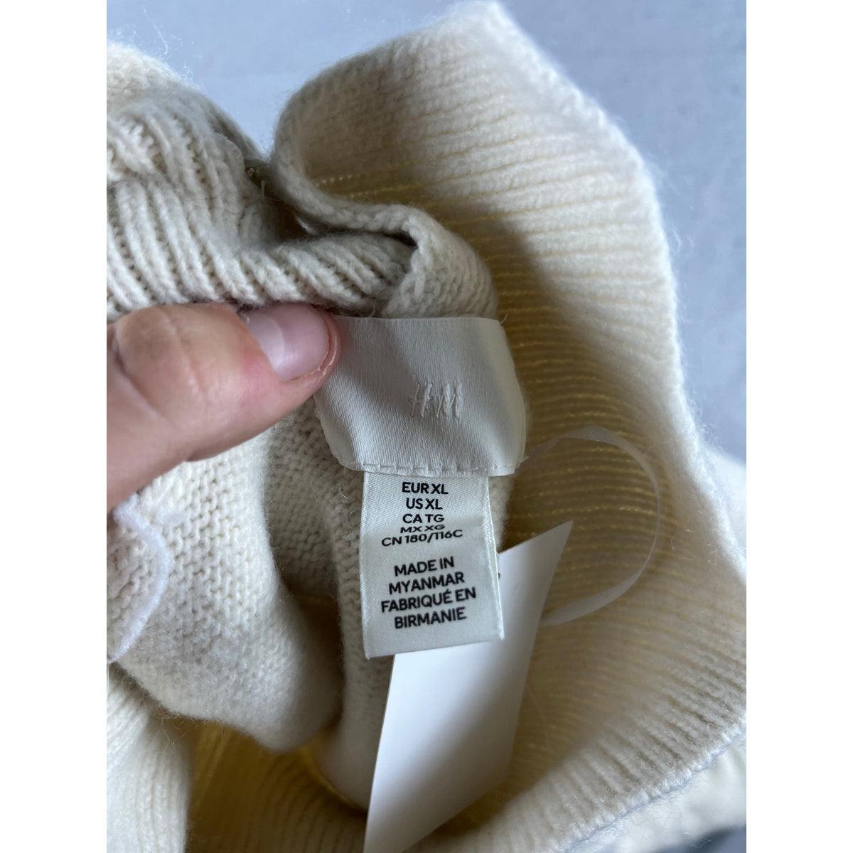 H&M Turtleneck Drop Shoulder Oversized Sweater Womens - XL
