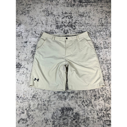 Under Armour Men's Beige Golf Shorts - 36