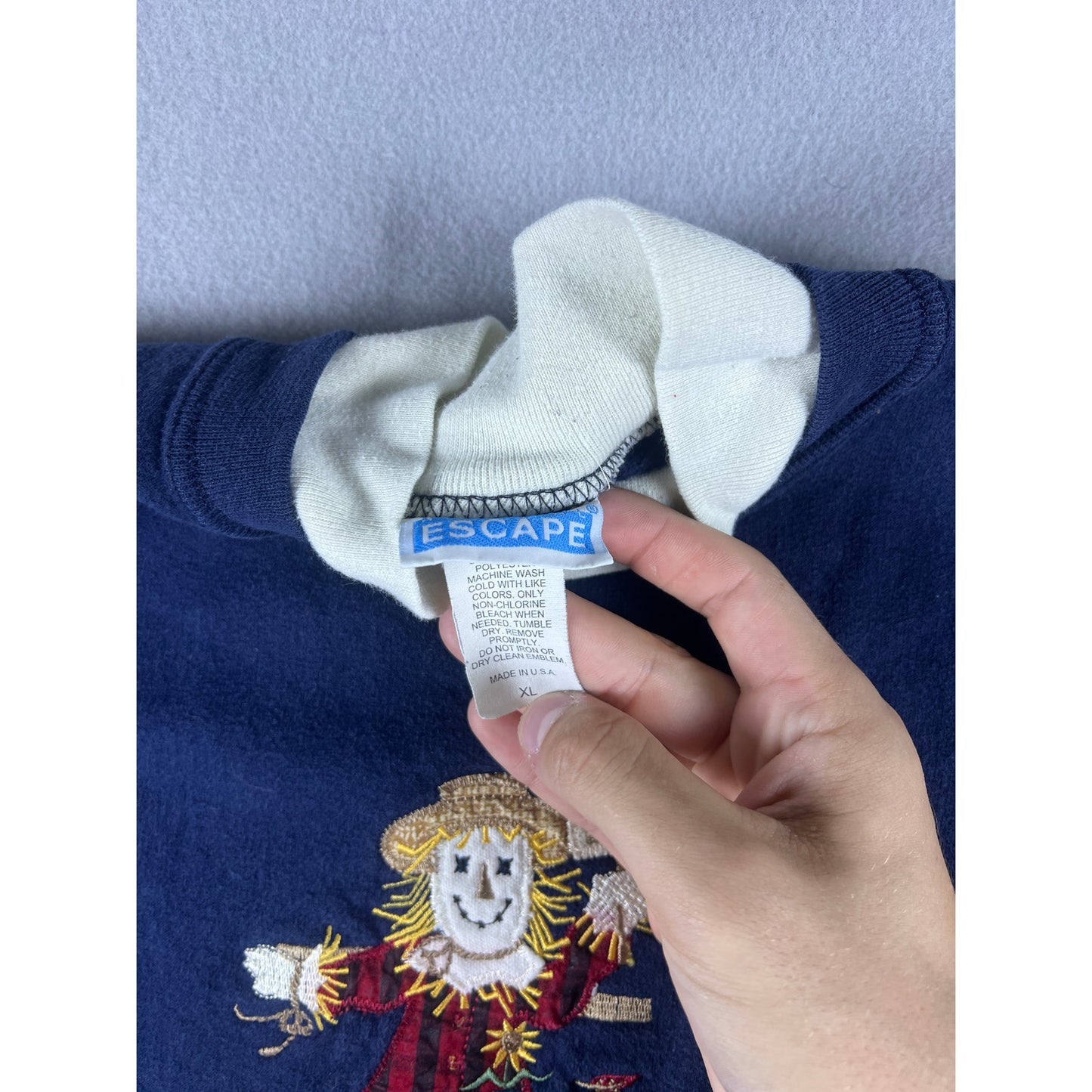 Vintage Escape Scarecrow Sweatshirt - XL