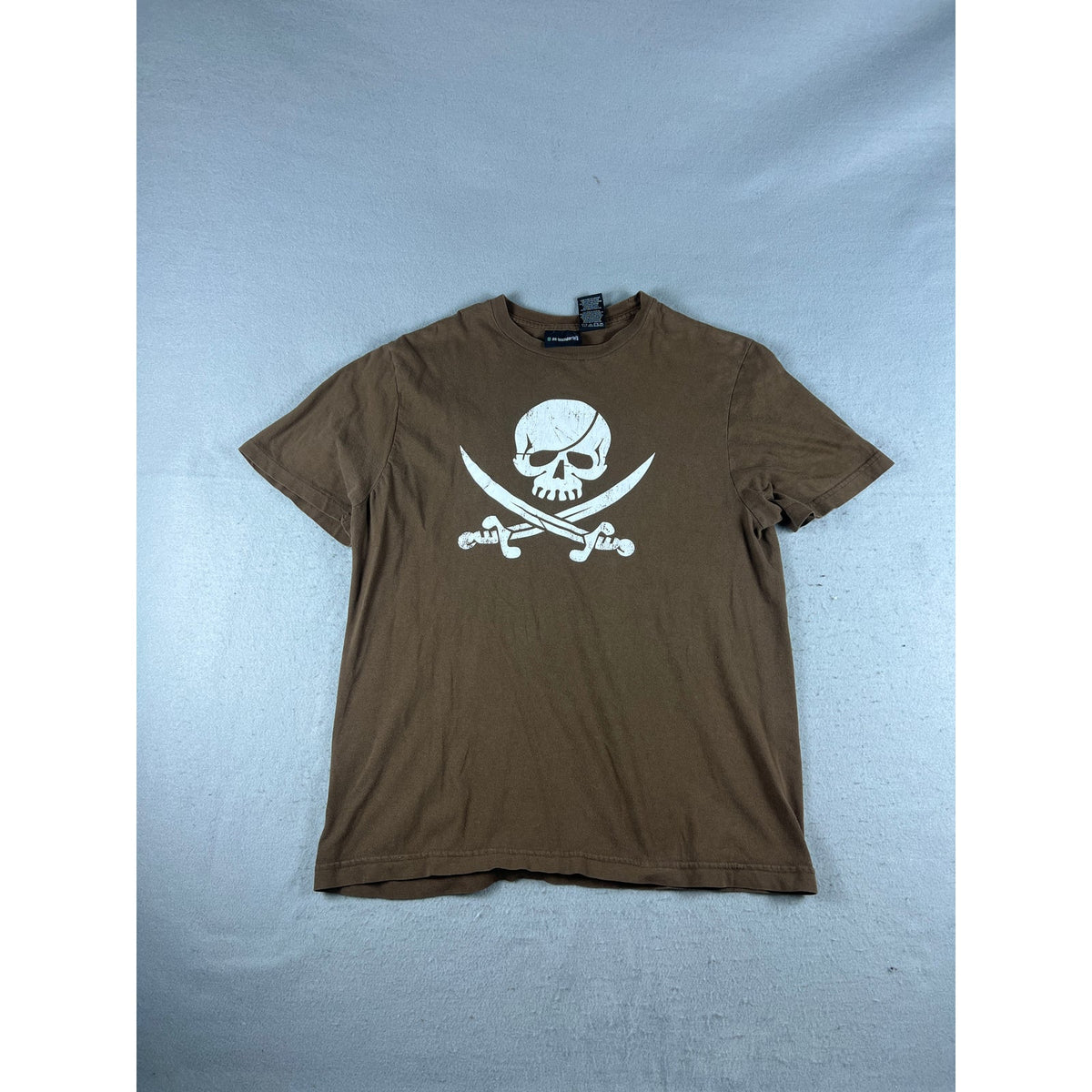 Skull Crossbones T-Shirt - M