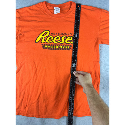Reese's Peanut Butter Cup T-Shirt - M