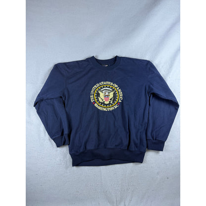 NT Souvenir Washington DC Embroidered Sweatshirt - M