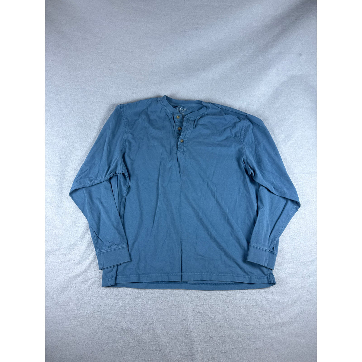 LL Bean Henley Shirt - L