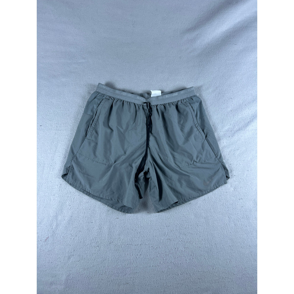 Nike Dri-FIT Stride Running Shorts - L