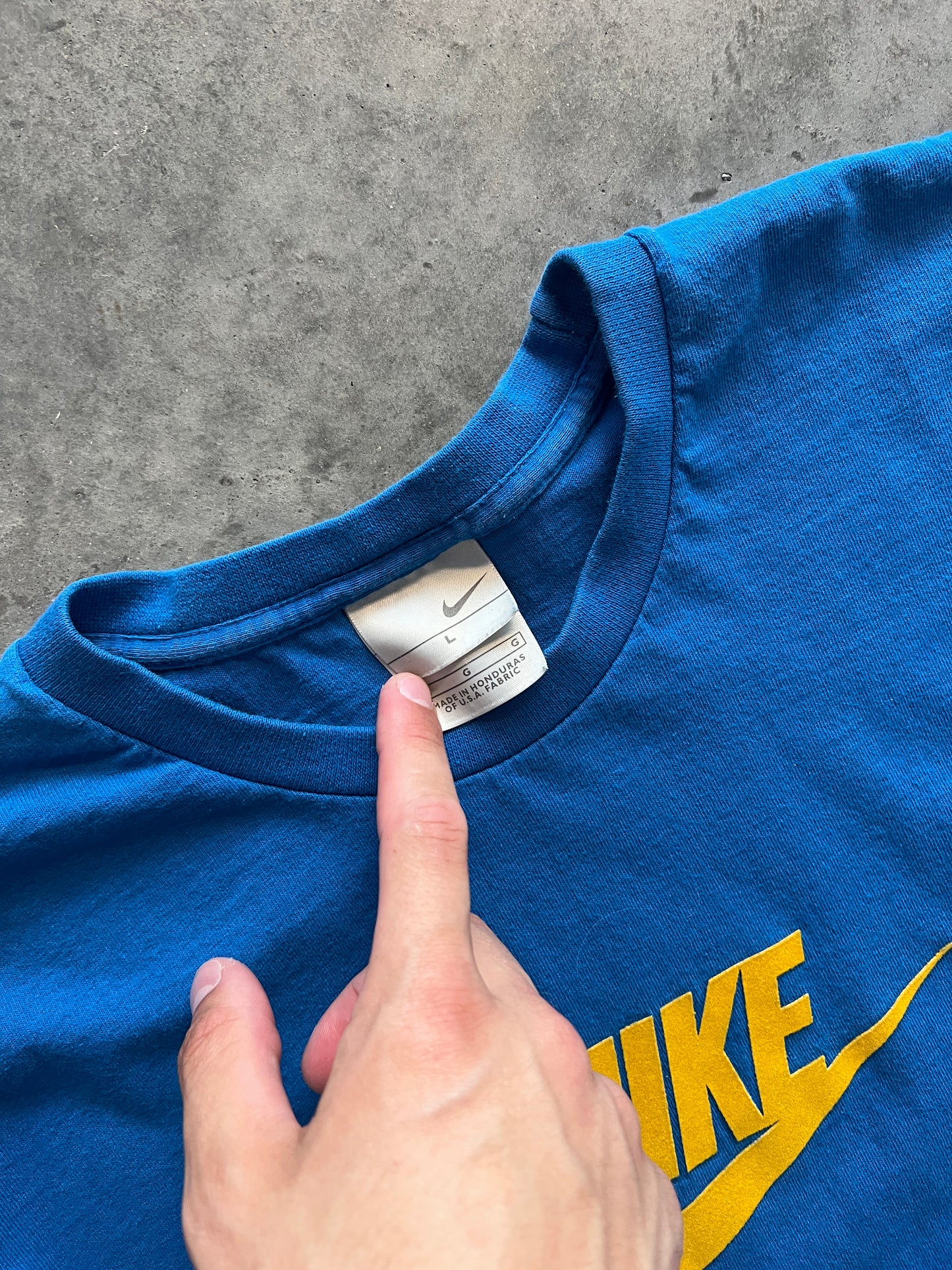 Vintage Blue Nike Spellout Shirt - L