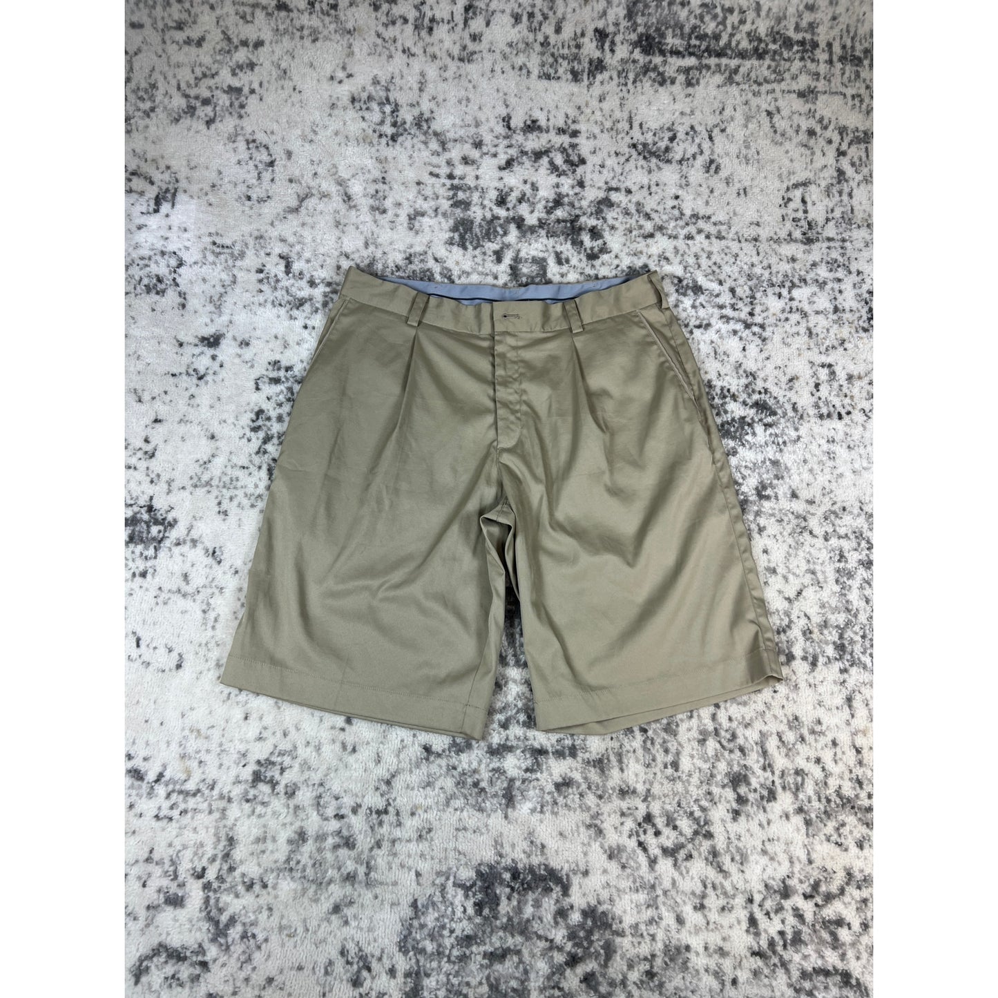 2000's Khaki Tan Nike Golf Shorts - 32