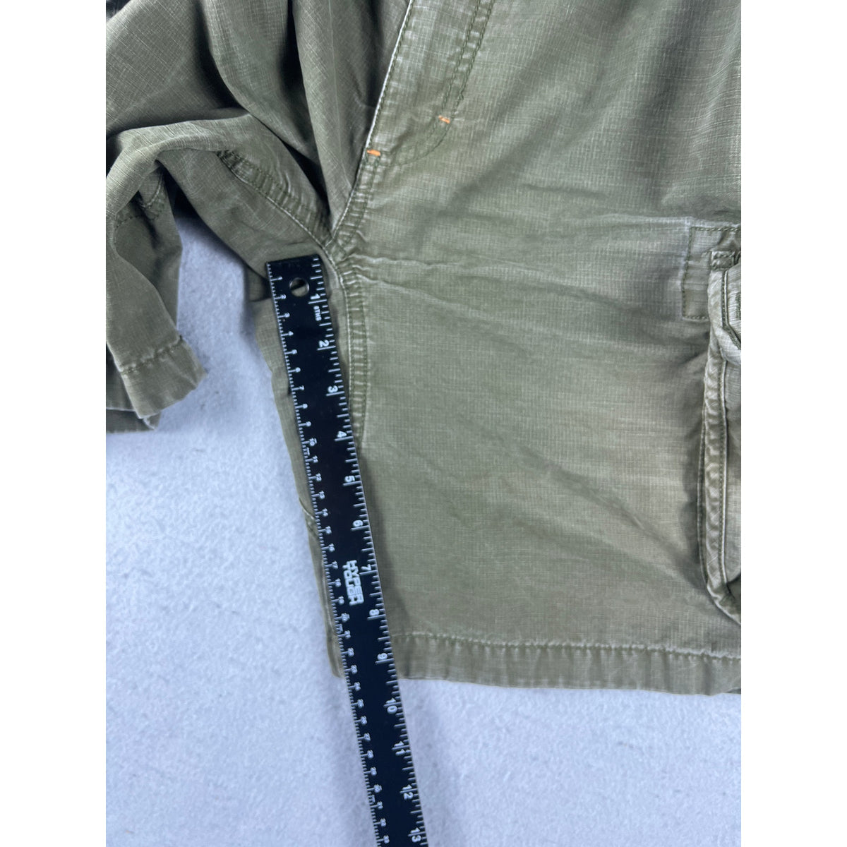 LL Bean Natural Fit Allagash Cargo Shorts - 38