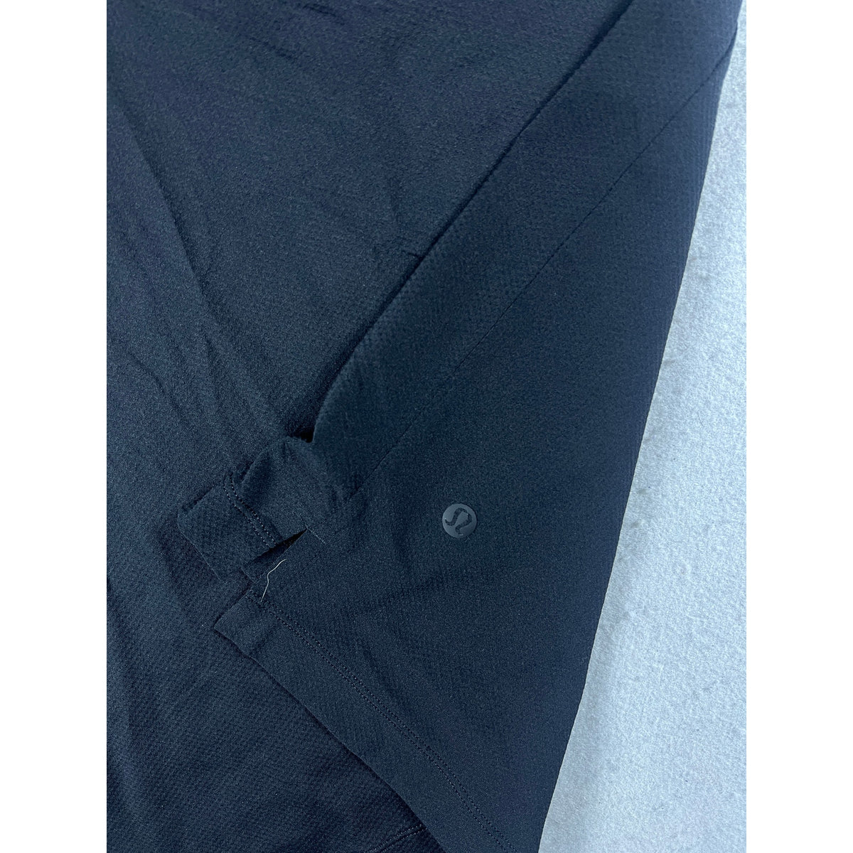 Lululemon Polo Shirt - L