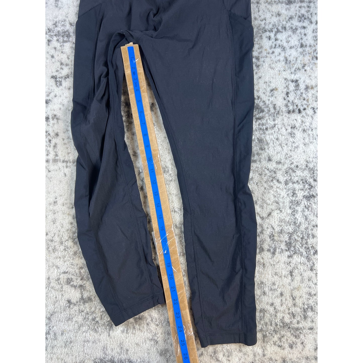 Athleta Leggings Trekkie Hybrid Crop High Rise Joggers - 6