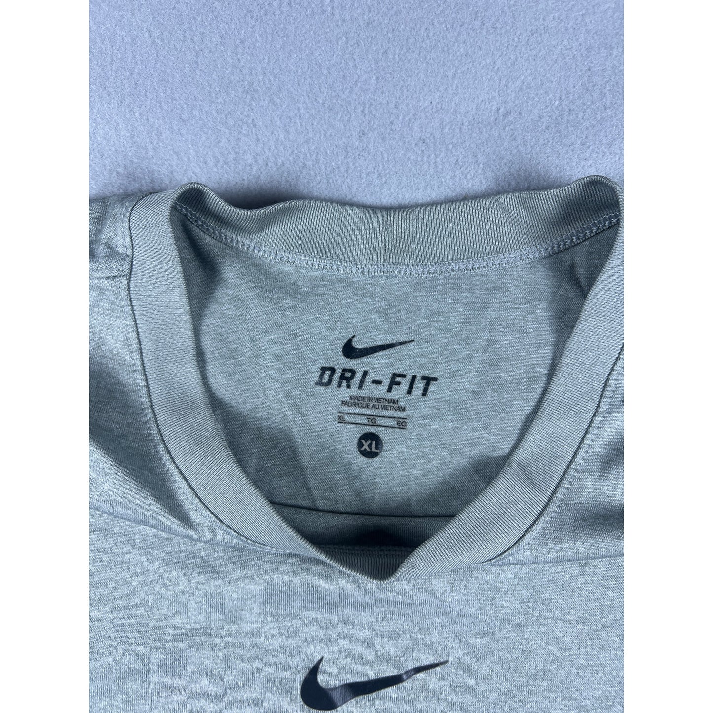 Nike Dri-Fit Training Shirt - XL