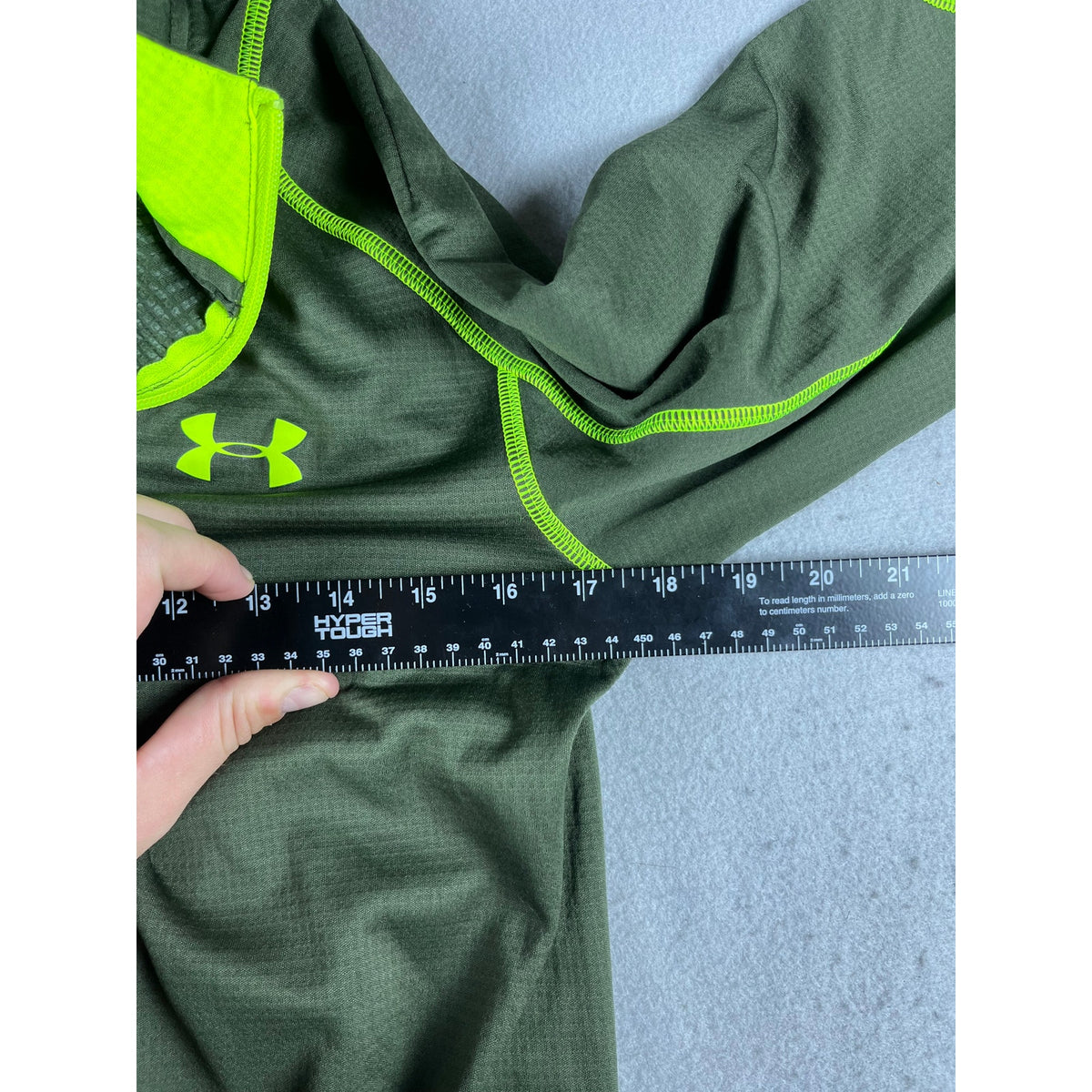 Under Armour Fitted Coldgear 1/4 Zip Top - M