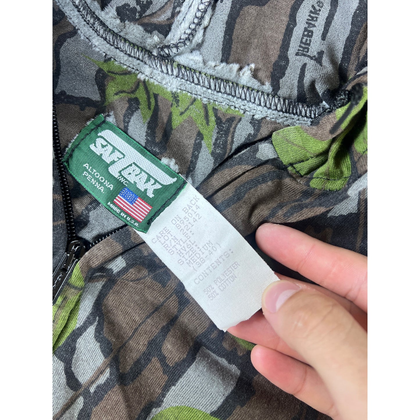 Vintage SafTbak Trebark Camo Hunting Hoodie -M