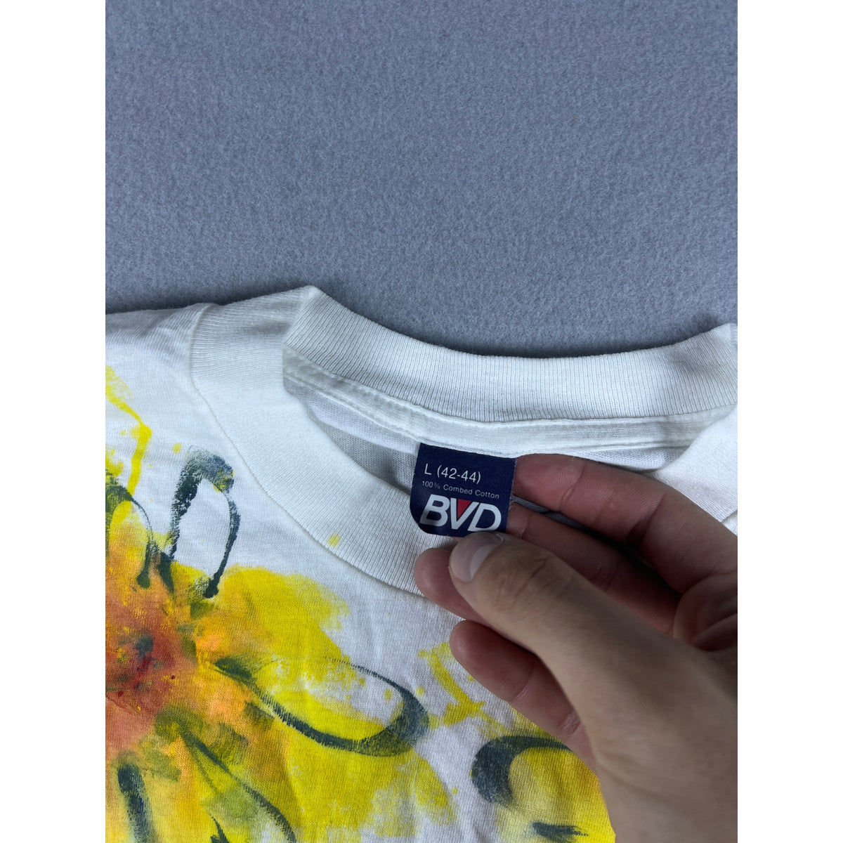 Vintage 90s Hand Painted Floral T-Shirt - L