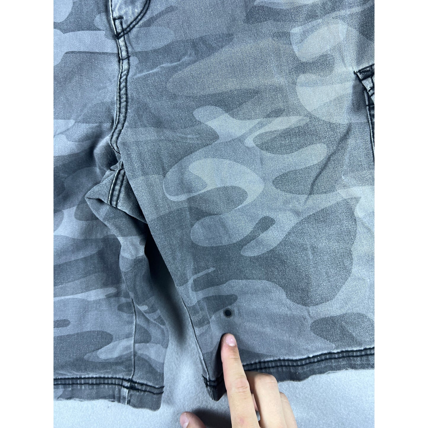 Union Bay Grey Camo Cargo Shorts - 38