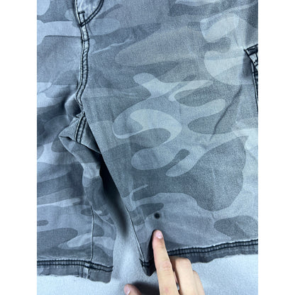 Union Bay Grey Camo Cargo Shorts - 38