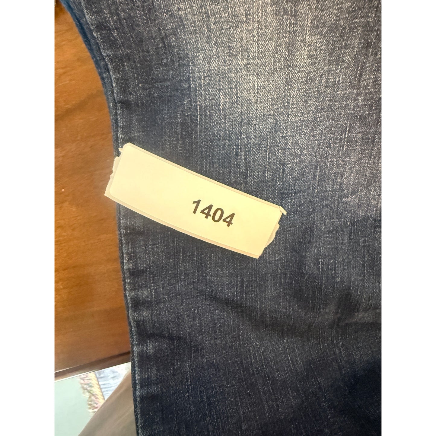 Levi's Mid Rise Skinny Cropped Jeans - 14