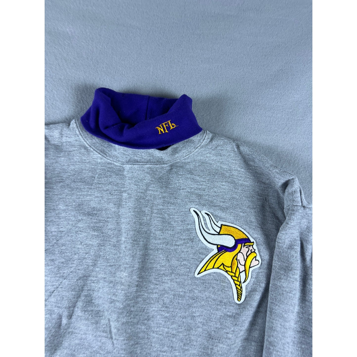 Vintage Minnesota Vikings Turtleneck Sweatshirt - XL