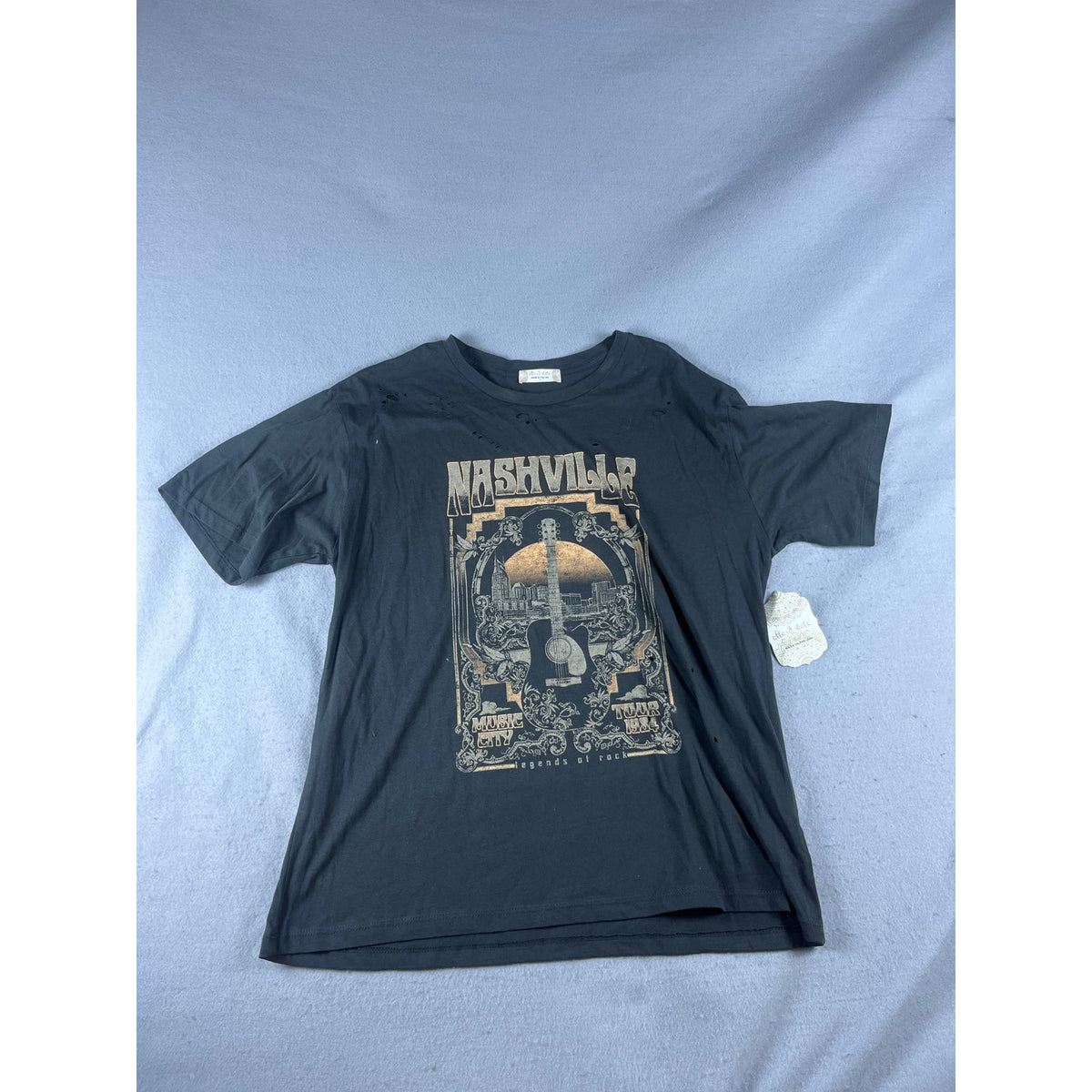 Altar'd State Nashville Distressed T-Shirt - M