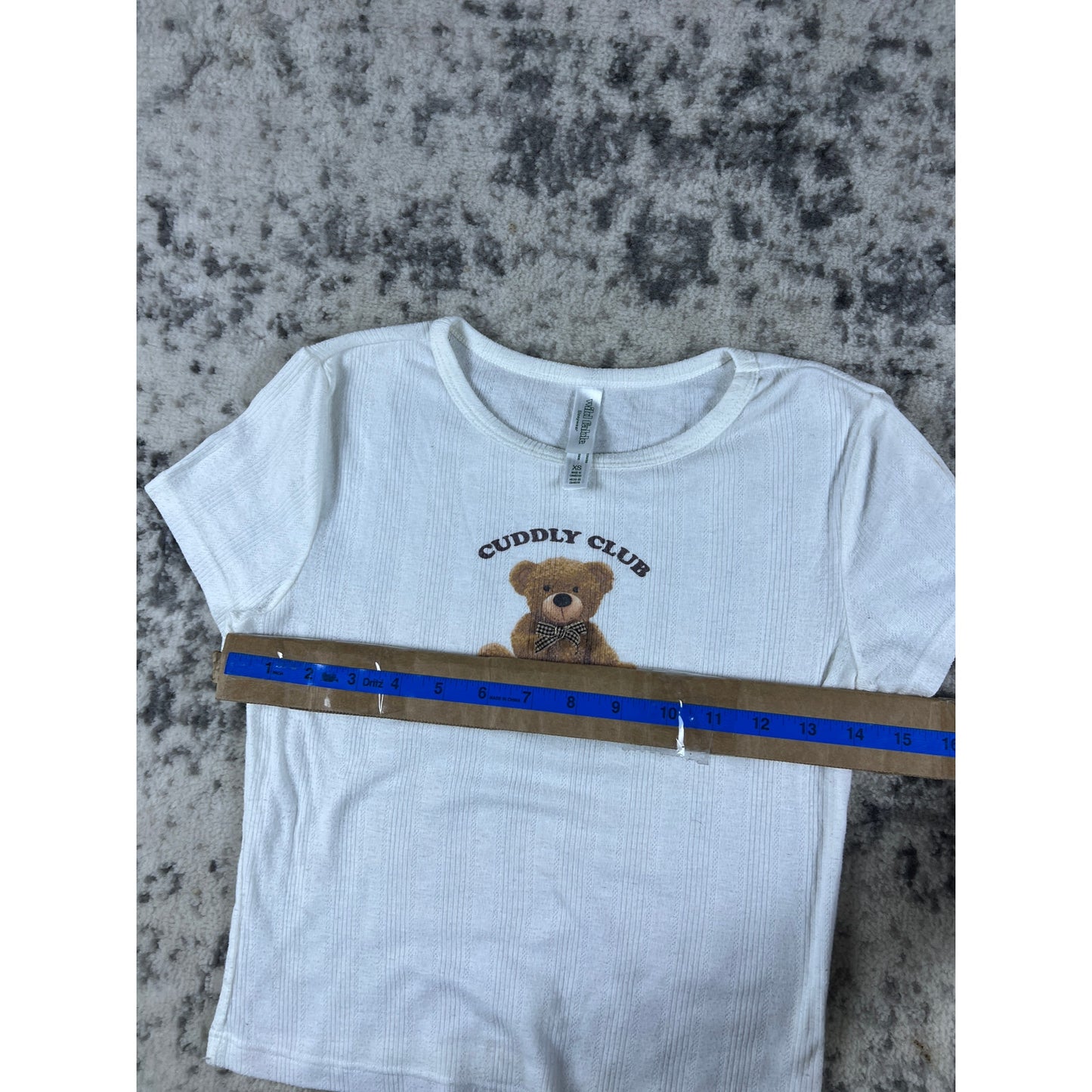 Teddy Bear T-Shirt Cuddly Cub Womens XS White Cute Graphic Tee Y2K