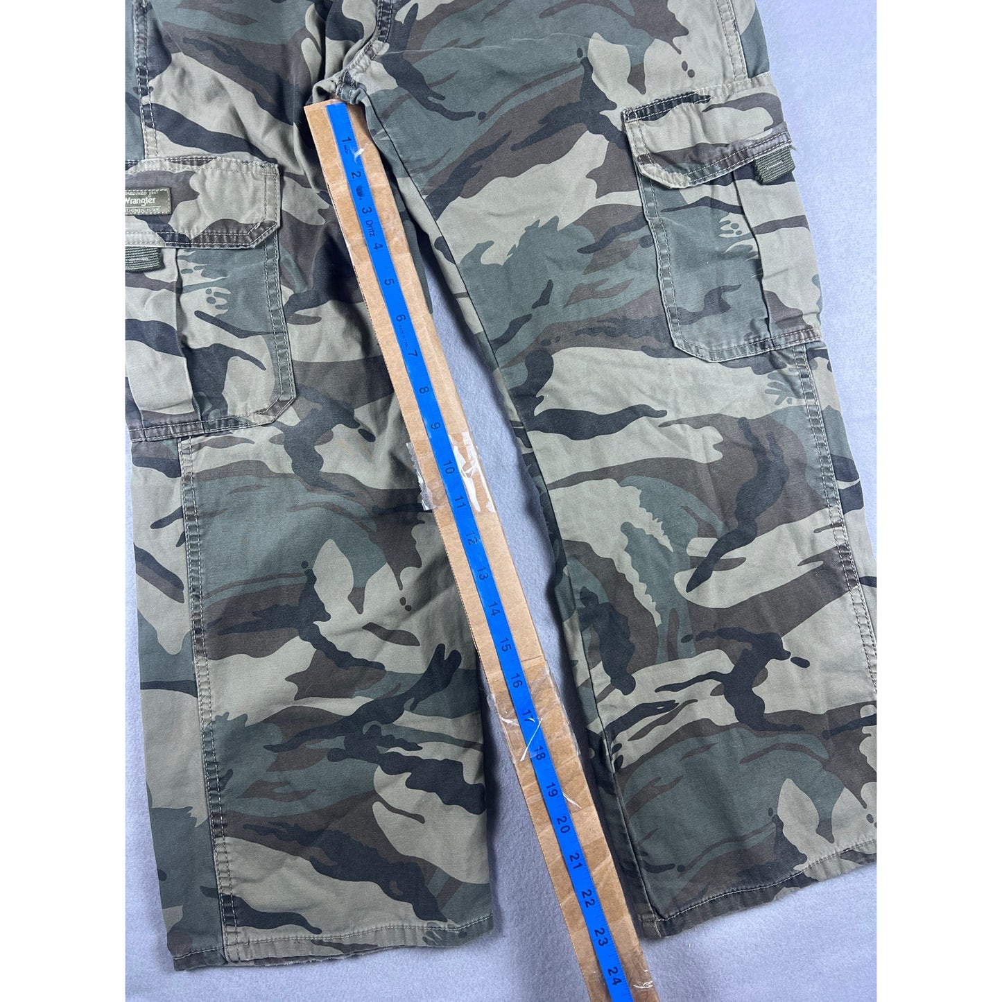 Wrangler Camo Cargo Pants Boys - 12 Husky