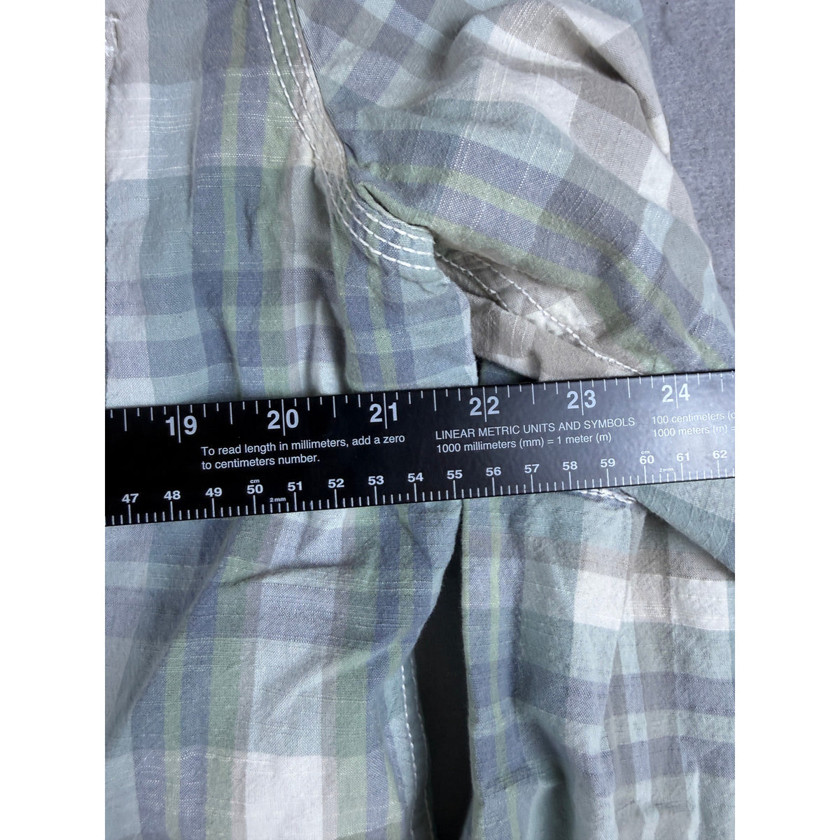 Sonoma Plaid Shirt - M