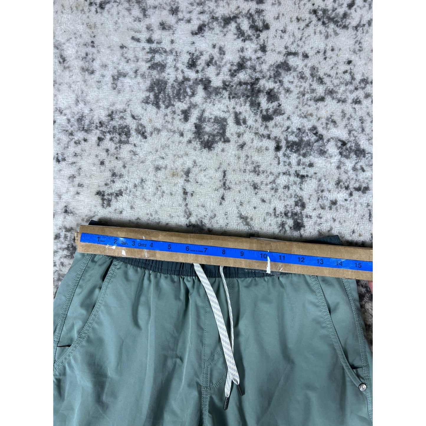 Vuori Mens Medium Green Kore Shorts - M