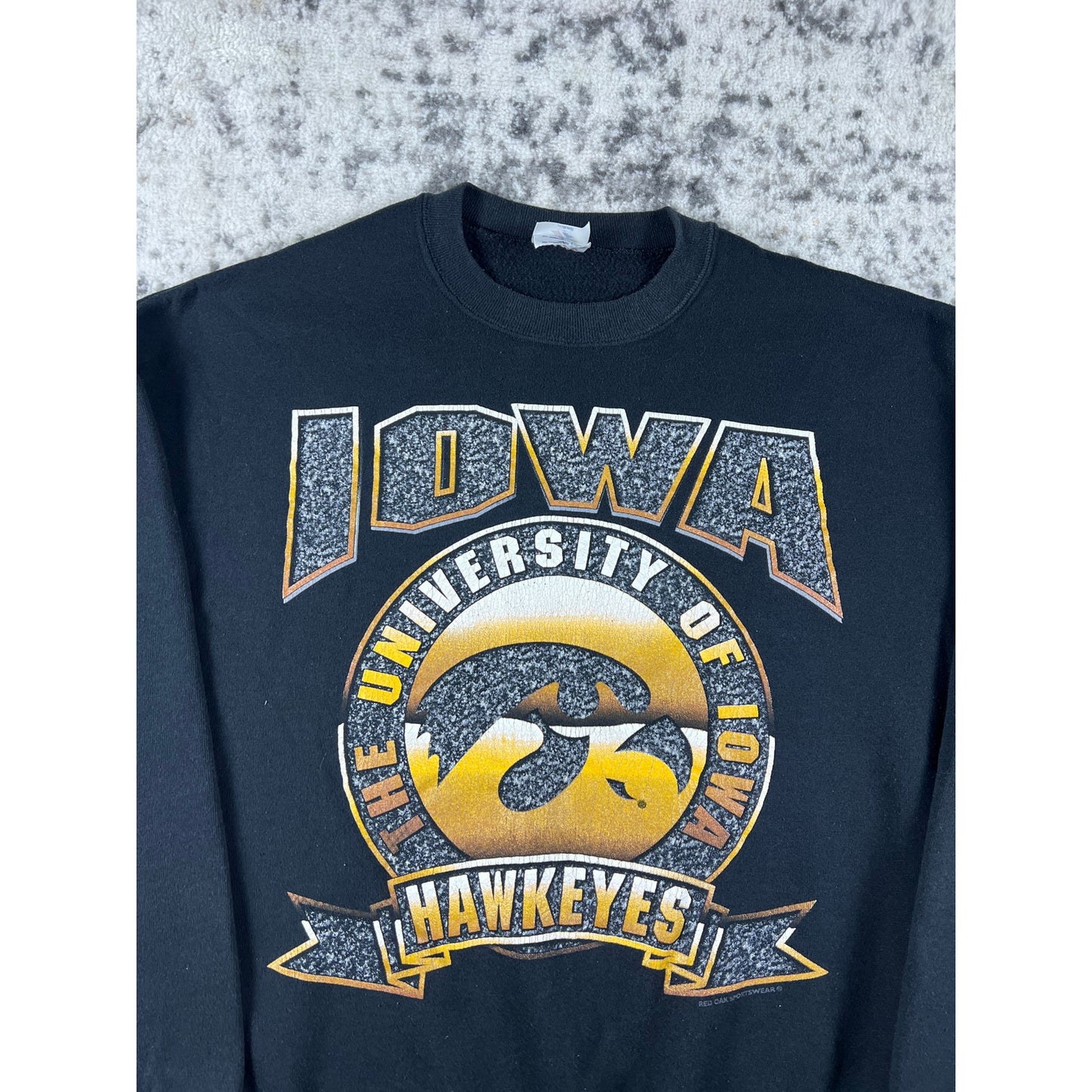 Vintage Black Iowa Hawkeyes Graphic Crew - XL