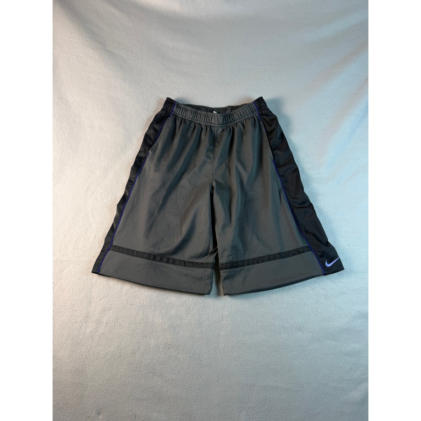 Nike Basketball Shorts Boys - XL