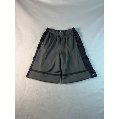 Nike Basketball Shorts Boys - XL