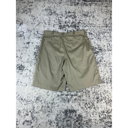 2000's Khaki Tan Nike Golf Shorts - 32