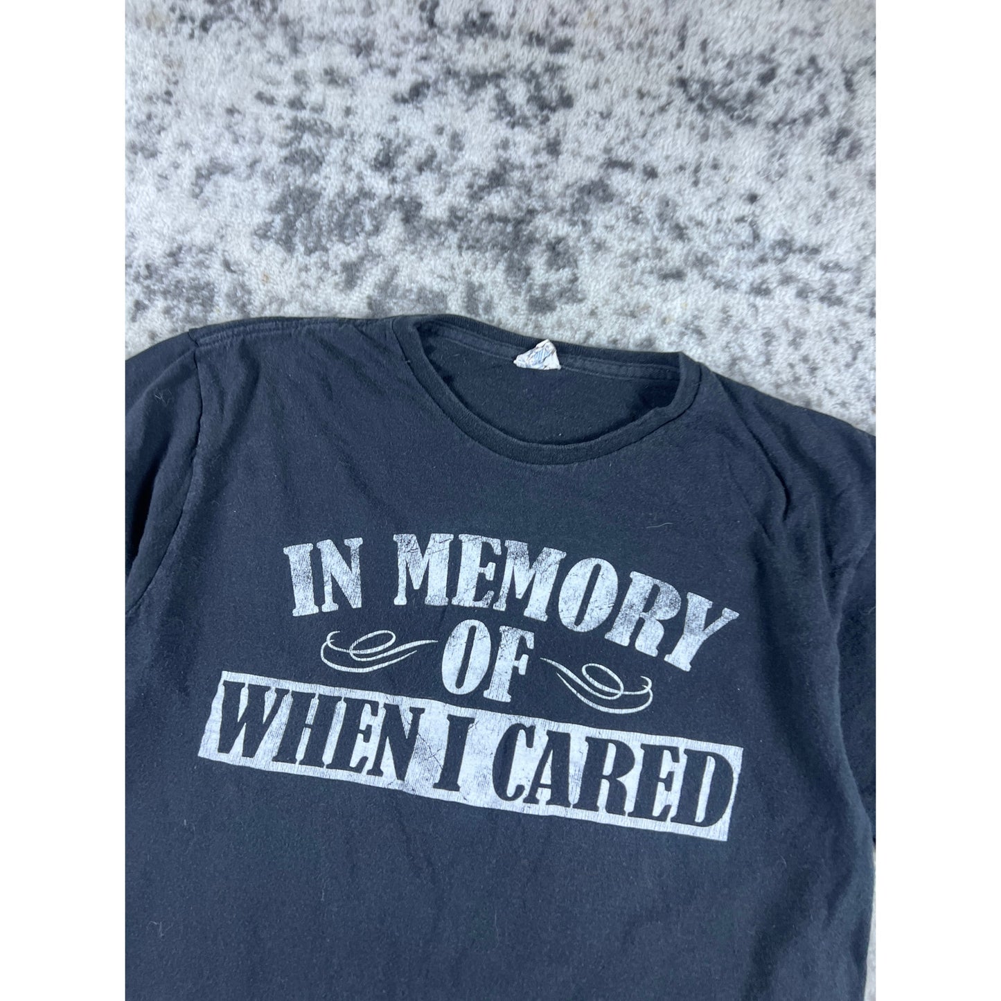 Funny Sarcastic Graphic T-Shirt - M