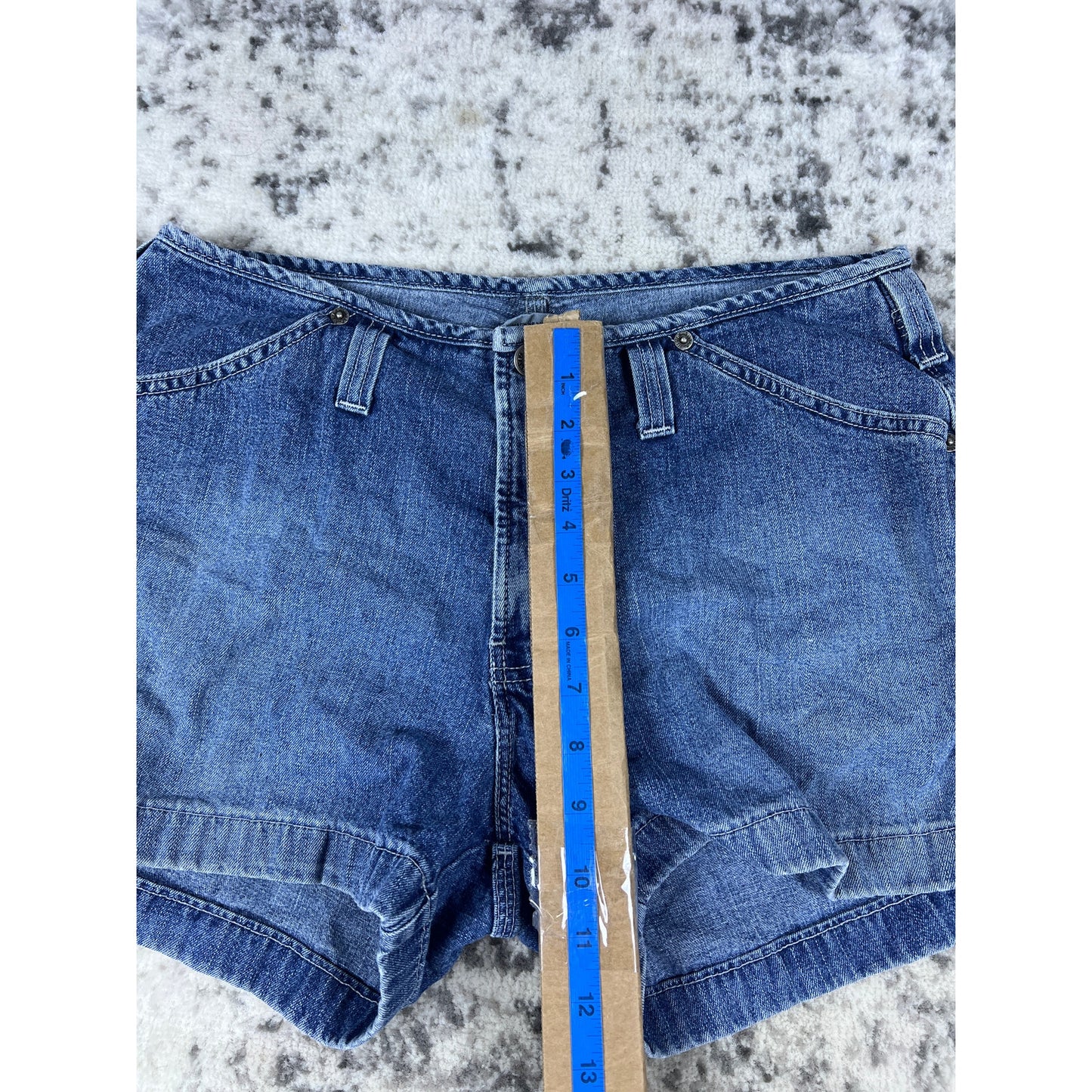 Vintage SILVER DENIM Low Rise Jean Shorts - 33