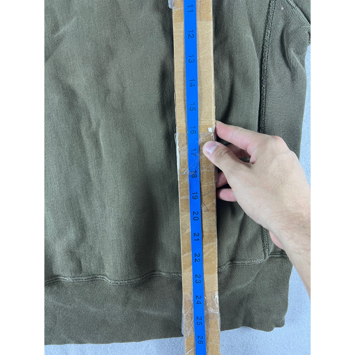 Vintage Champion Reverse Weave Sweatshirt - L