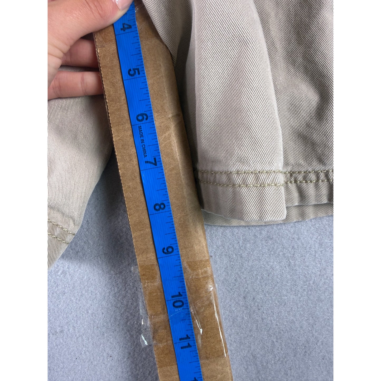 IZOD Cargo Shorts Mens - 34
