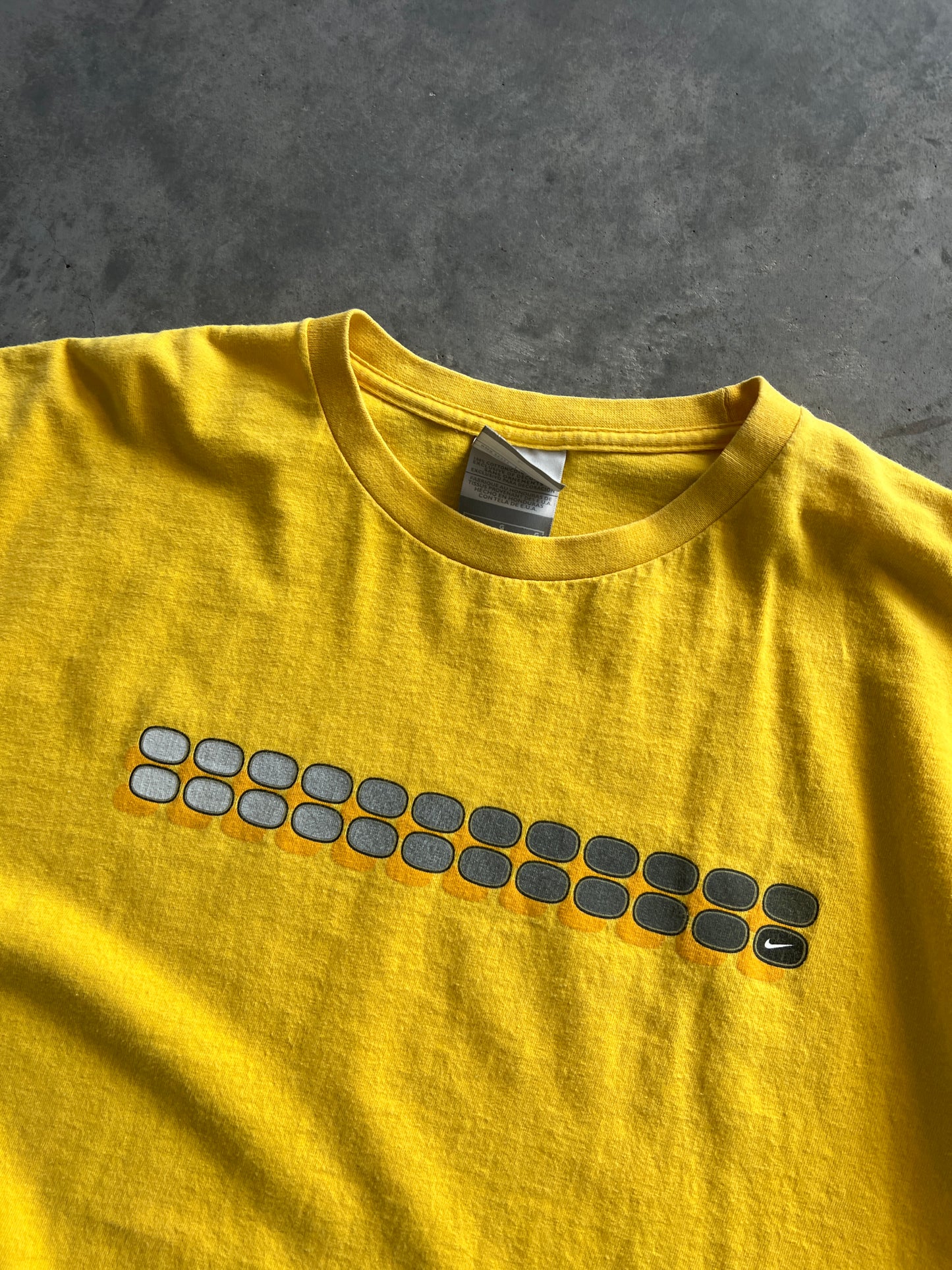 Vintage Light Yellow Nike Swoosh Shirt - L