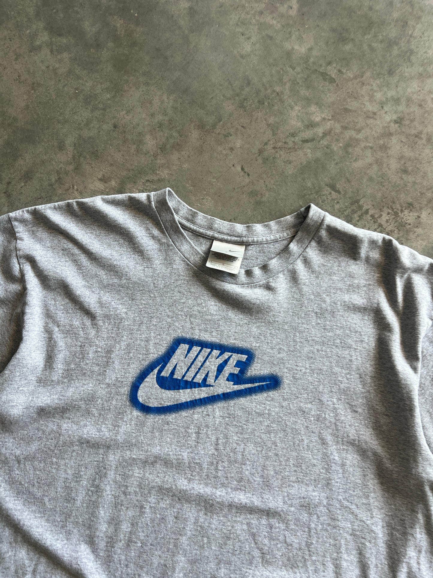 Vintage Grey Nike Spellout Shirt - L