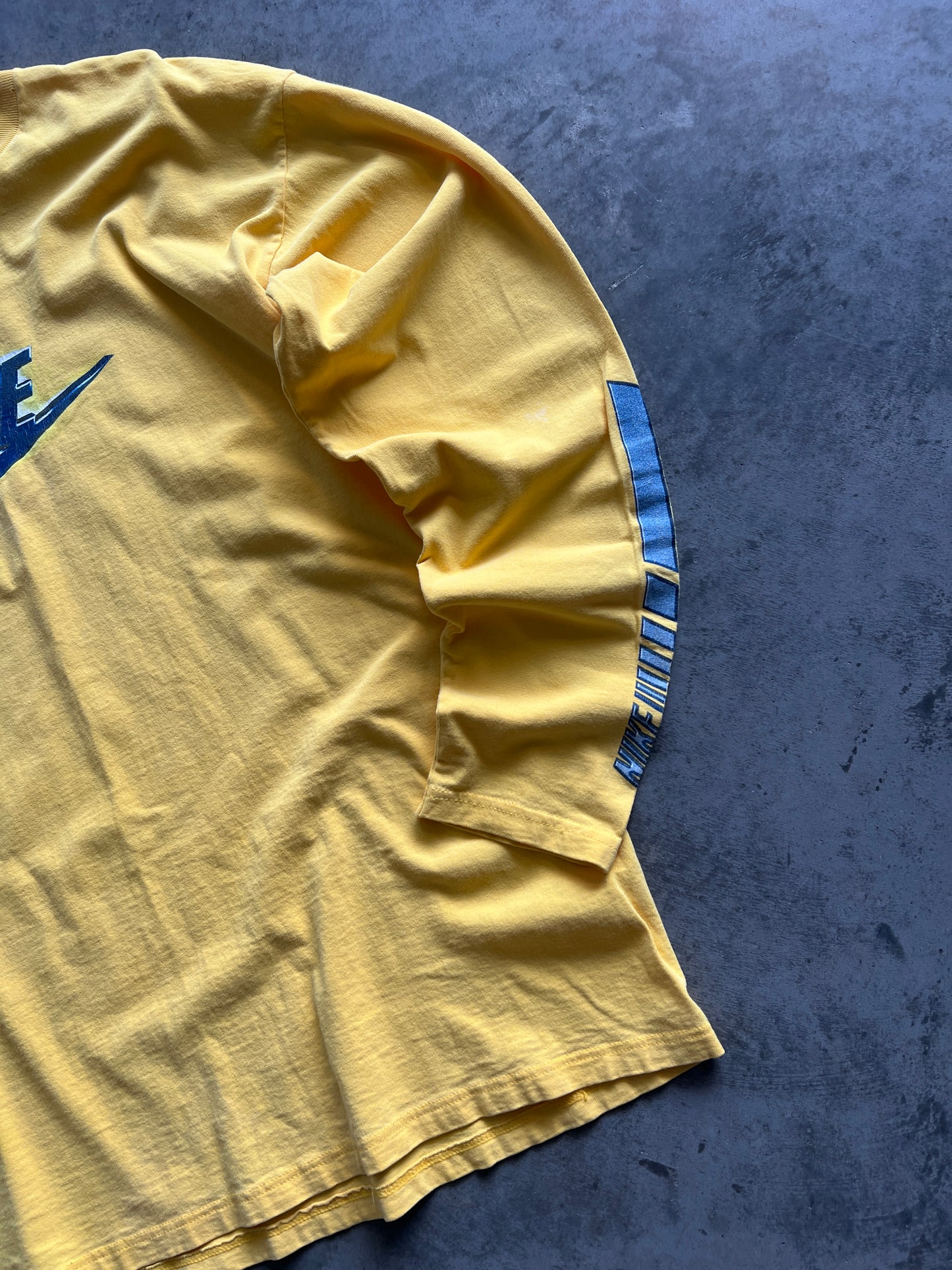 Vintage Faded Yellow Nike Spellout Shirt - L