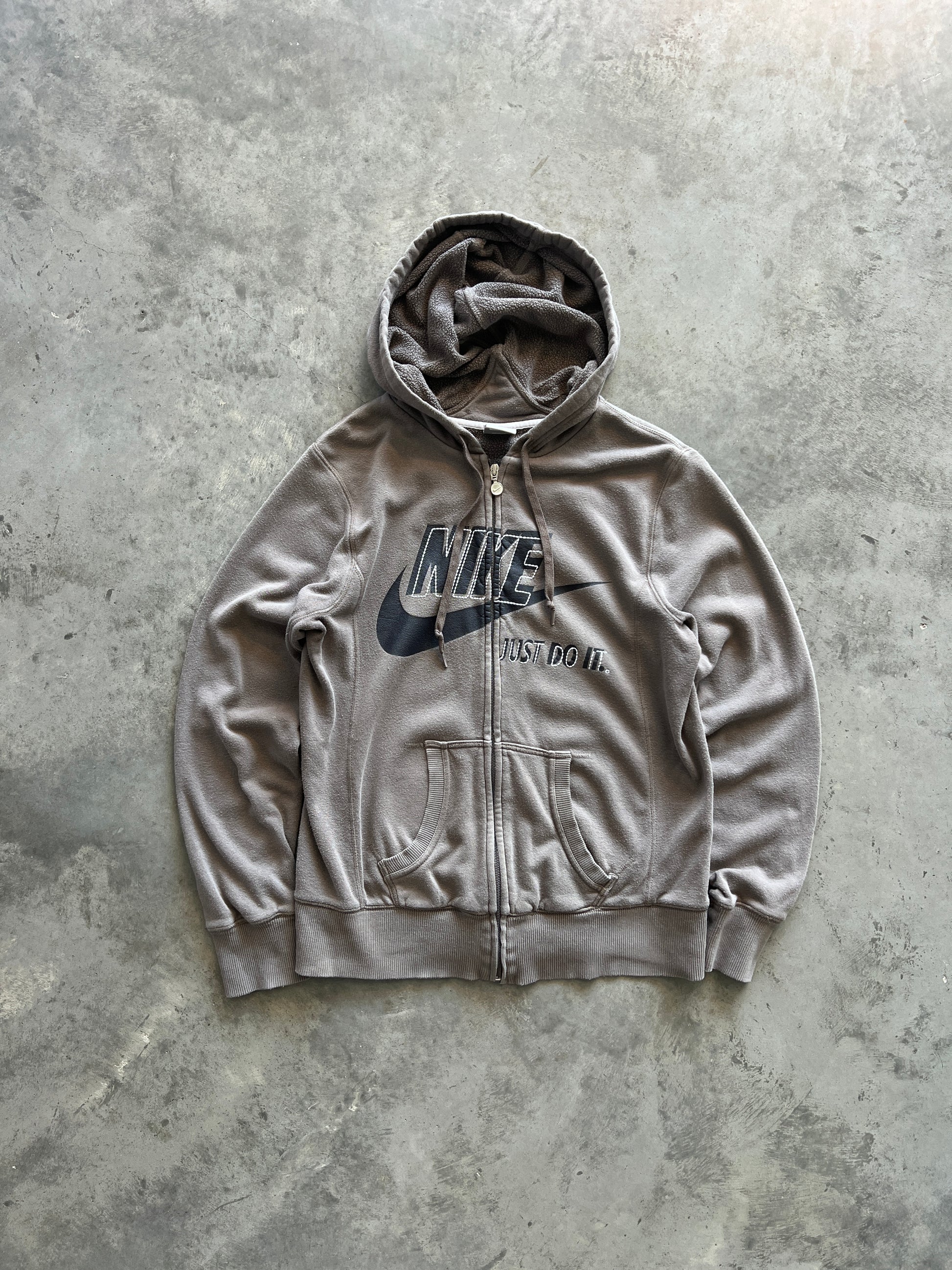 Vintage Dark Brown Nike Spellout Hoodie - L