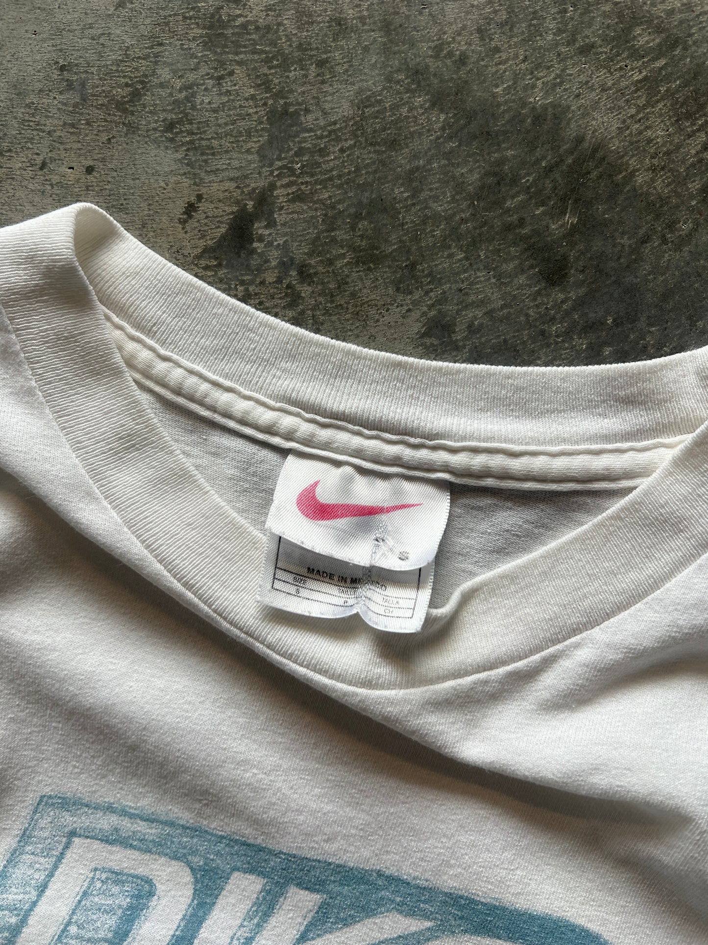 Vintage White Nike Athletics Spellout Shirt - S